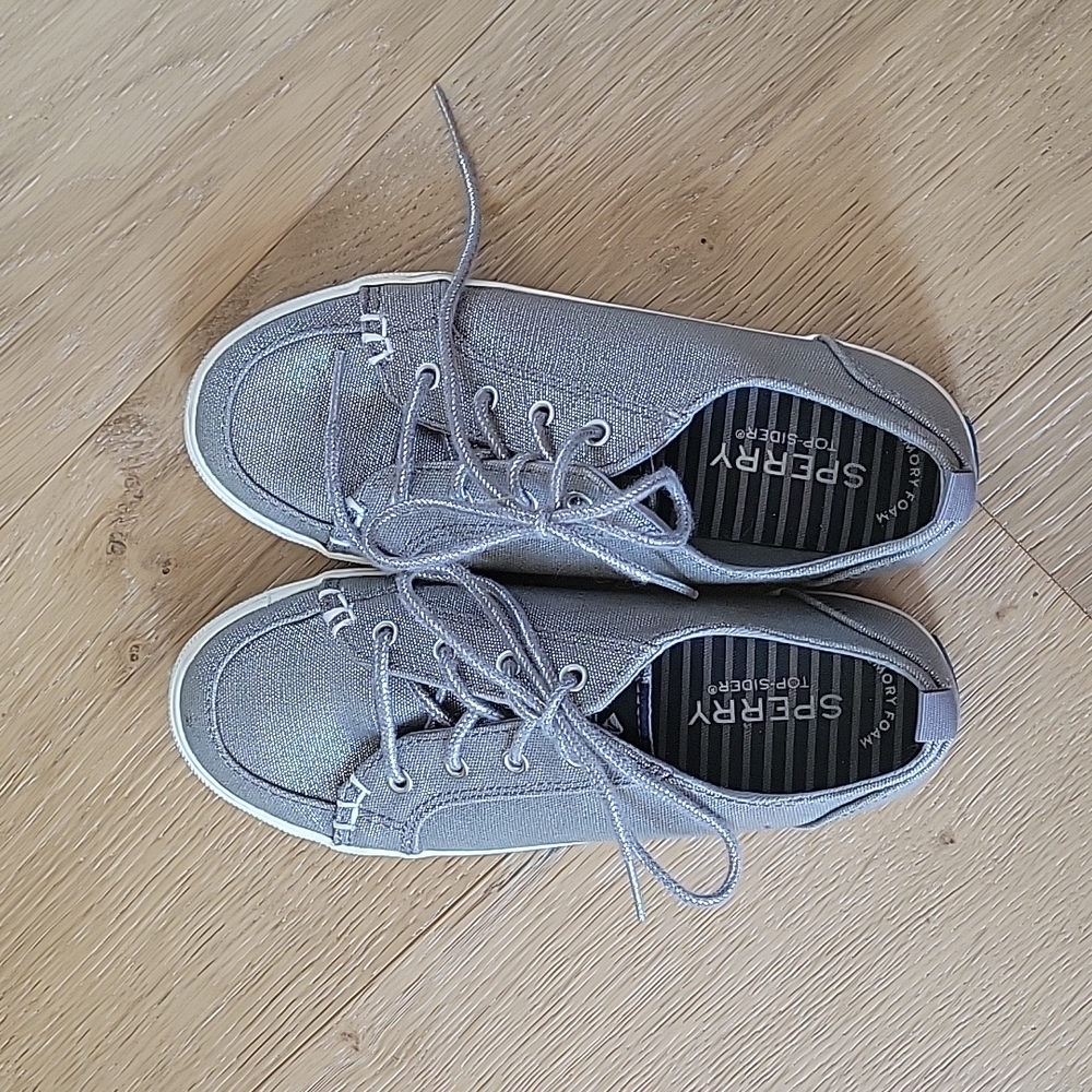 Sperry girl shoe